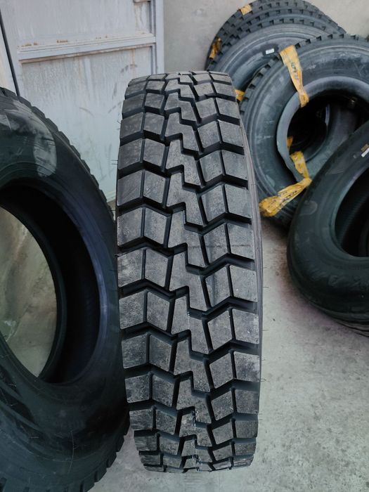 Автошина 11R22.5 Boto