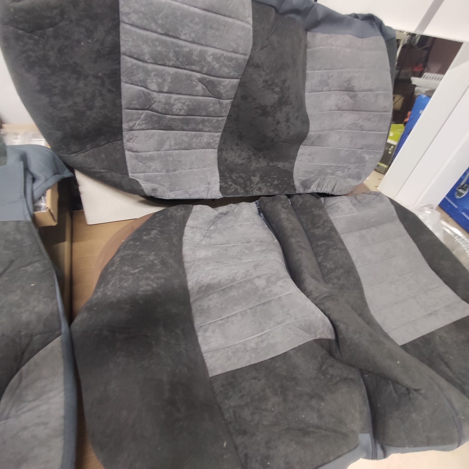 Продам комплект чехлов на Мицубиси ASX ,серого цвета из материала,новы