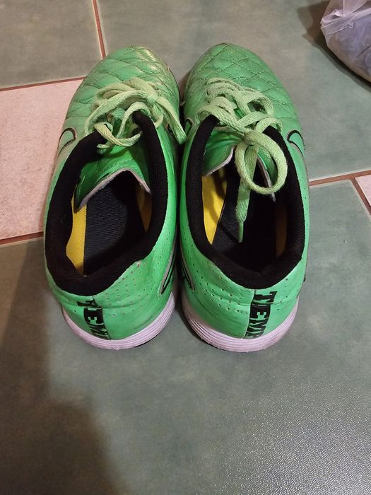 Pantofi fotbal copii Nike Tempo