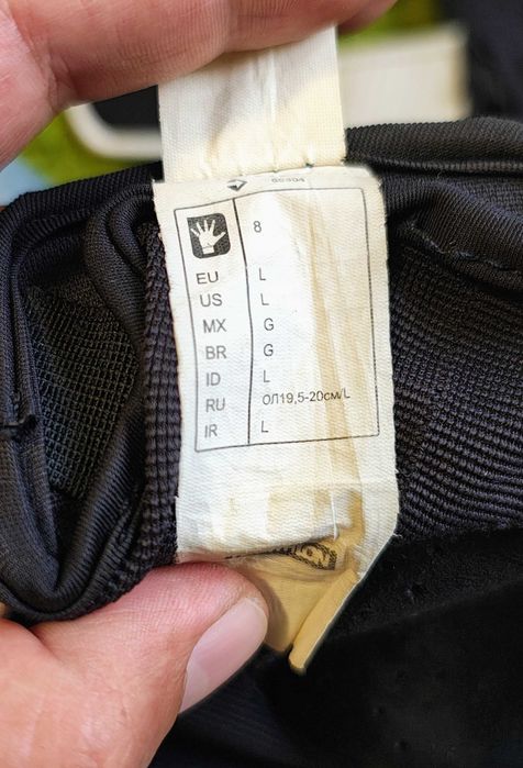 Mănuși de luptă, arte marțiale, mărime L. Preț redus