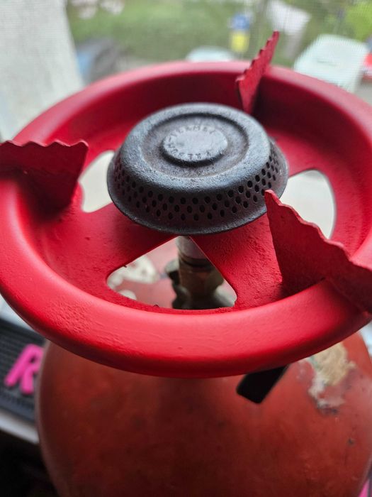 Butelie champing = voiaj / plina cu gaz