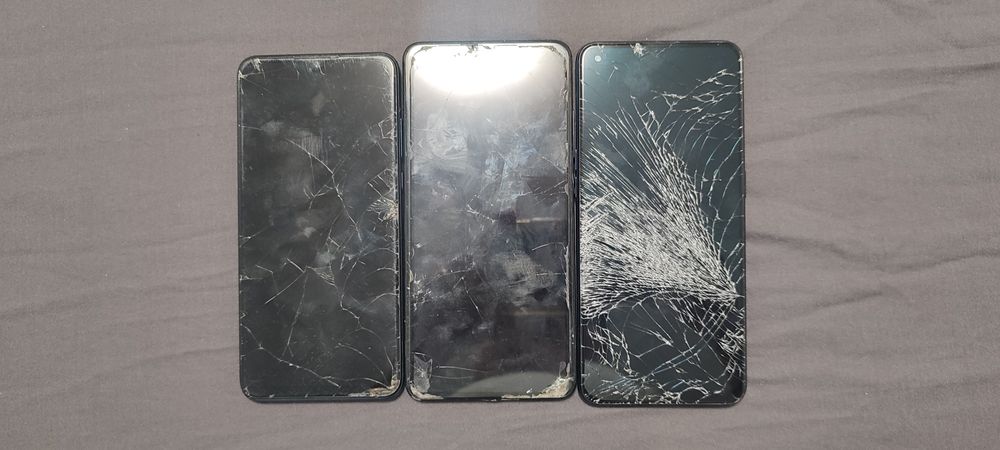 Telefoane pt piese