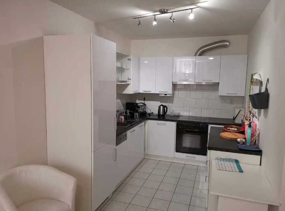 Дава се под наем Тристаен апартамент в Пловдив, Въстанически - 97 кв.м за 408 € - Снимка #4