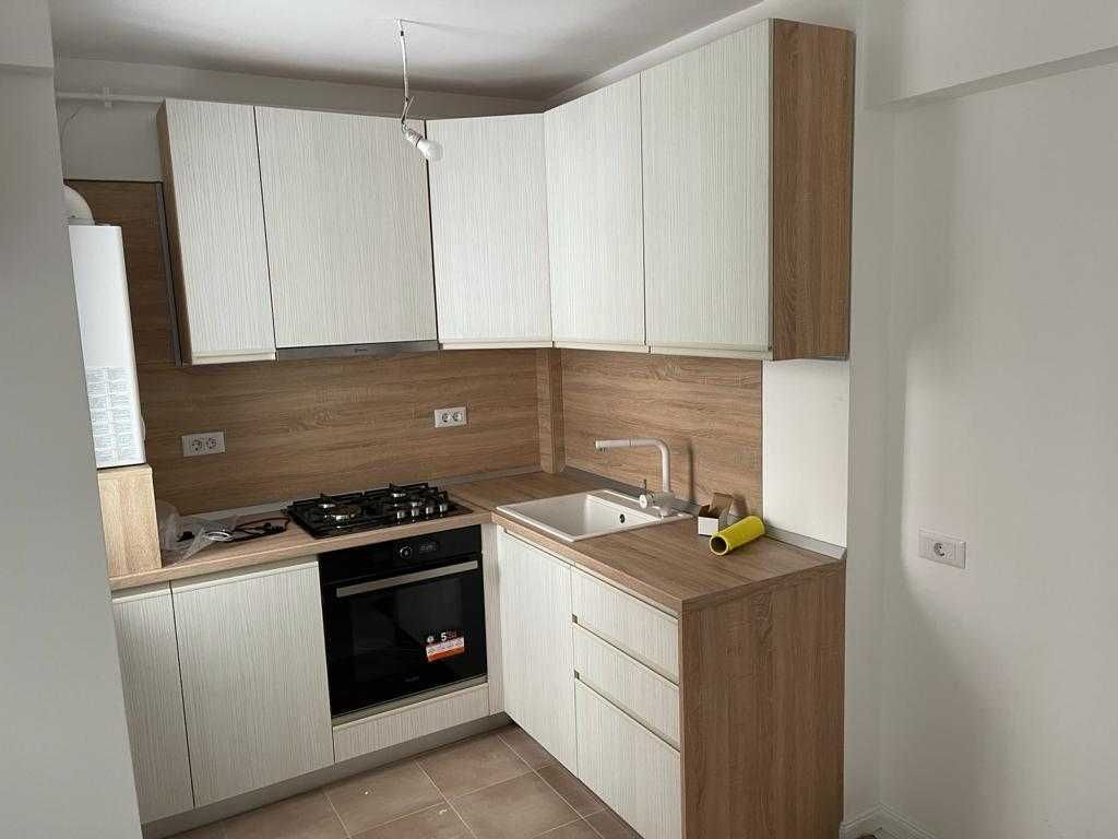 Mobilier bucătărie modern – colțar în L – REDUCERE predare rapidă