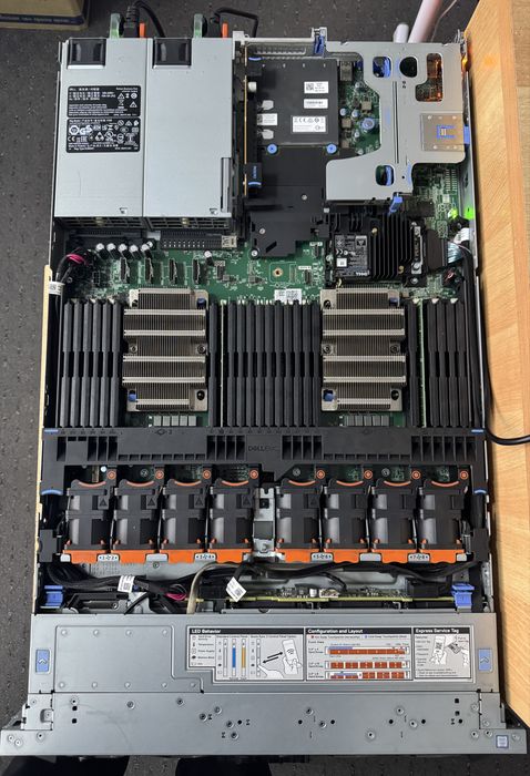 Сервер Dell EMC Server PowerEdge R640