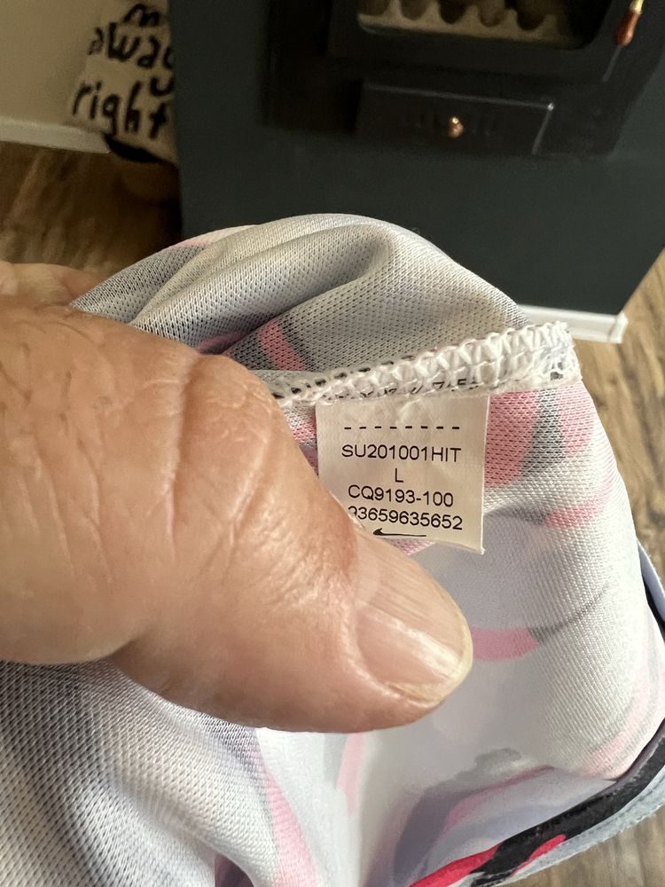 Nike Korea size L