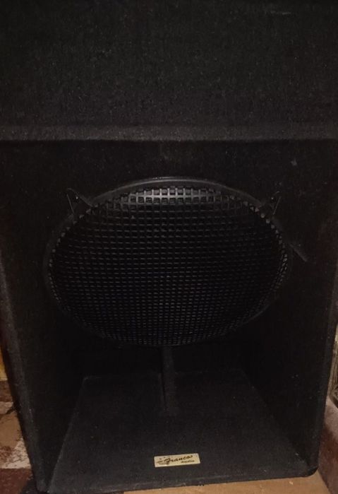 Scule vechi tot ce se vede in poze