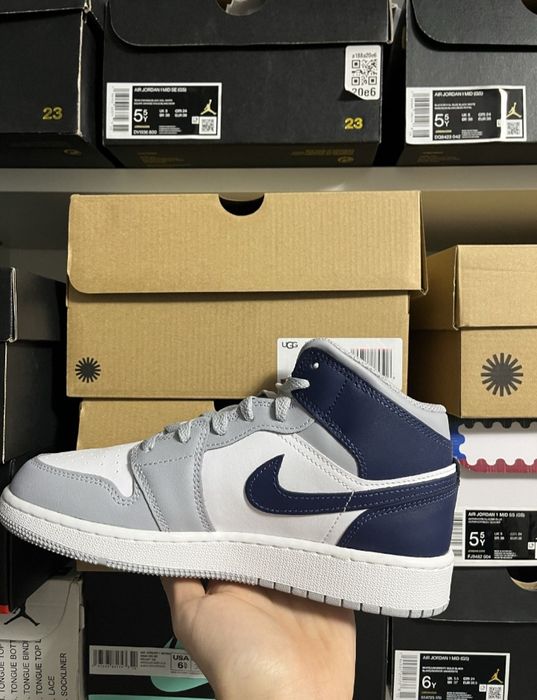 Jordan 1 midnight navy