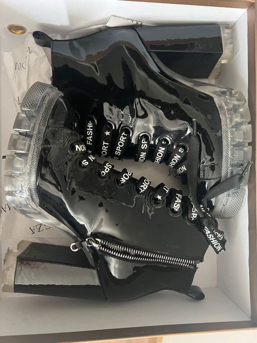 Дамски боти лачени нови номер 38