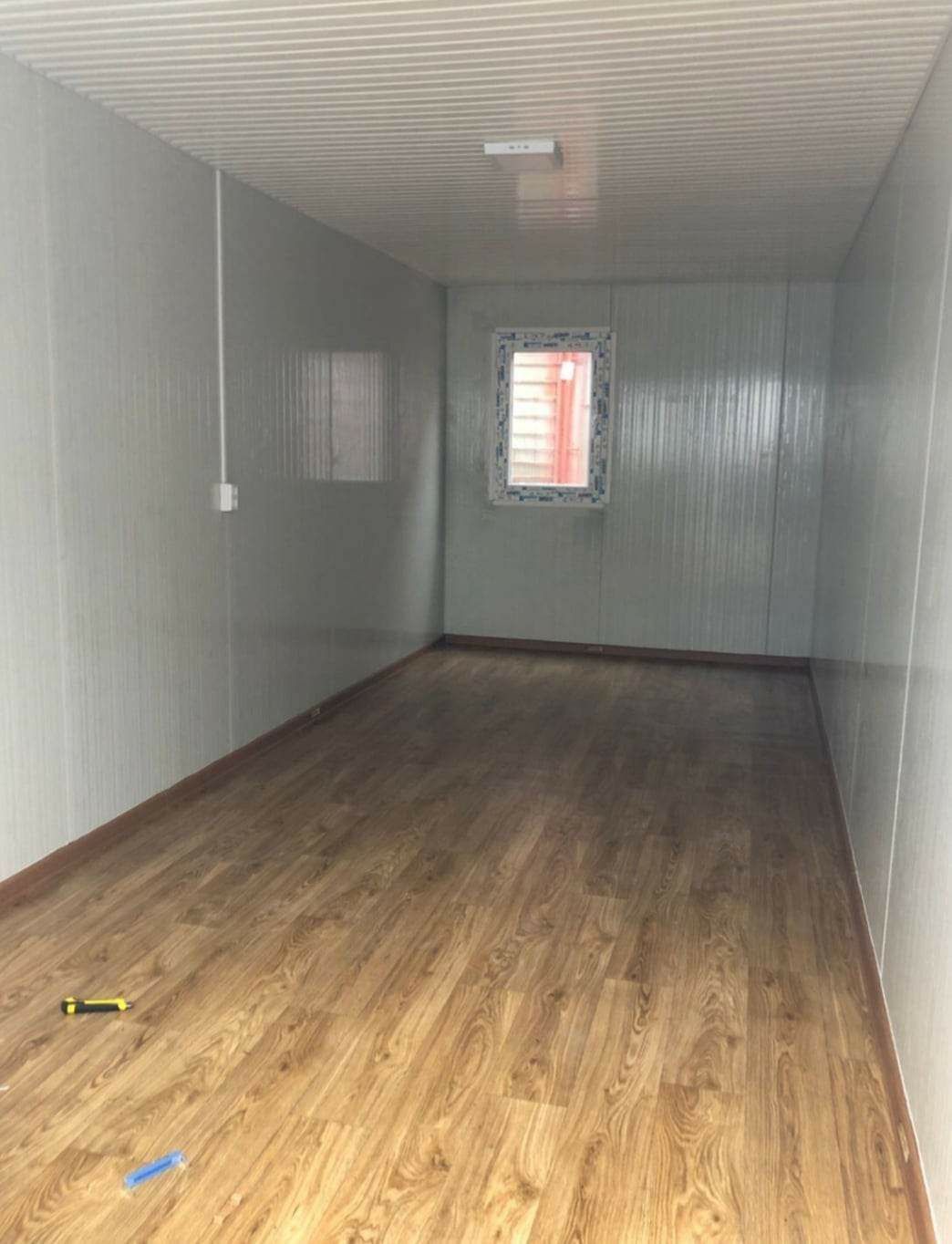 Containere pentru locuit sau sa iti deschizi o mica afacere