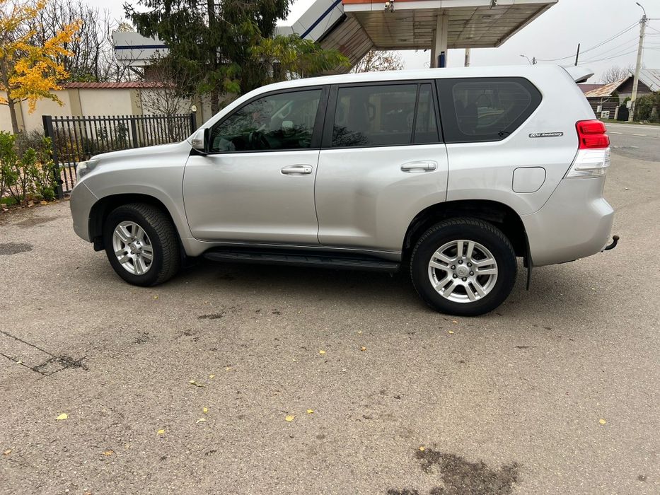 Toyota Land Cruiser 2012