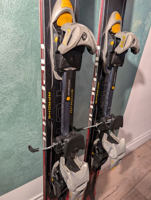 Skiuri tura K2 Apache Chief legaturi Tura Diamir si pielii foca g3