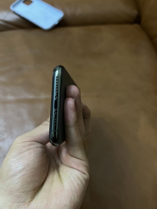 IPHONE 11 pro sotiladi