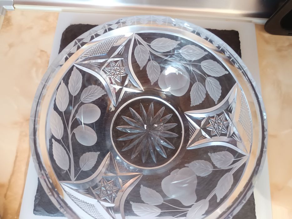 Кристална купа за плодове и кристална захарница