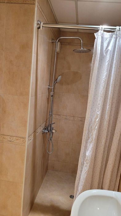 Дава се под наем Четиристаен апартамент в Пловдив, Център - 150 кв.м за 860 € - Снимка #11