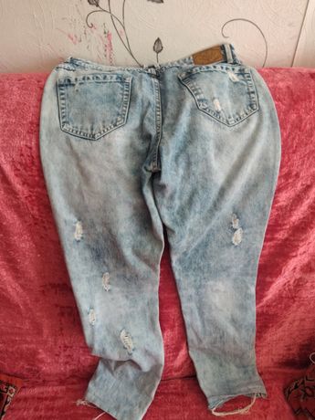 Продам джинсы женские размер 26 в хорошем состоянии