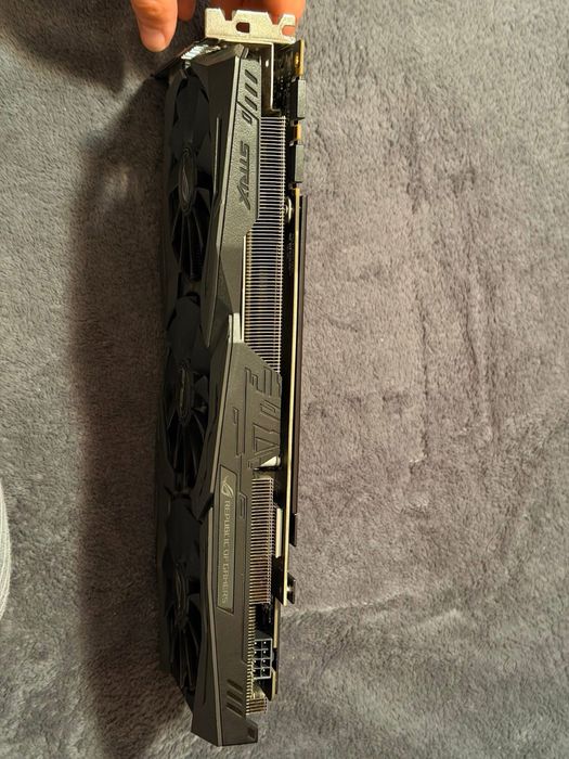 Asus GTX 1070 strix 8GB