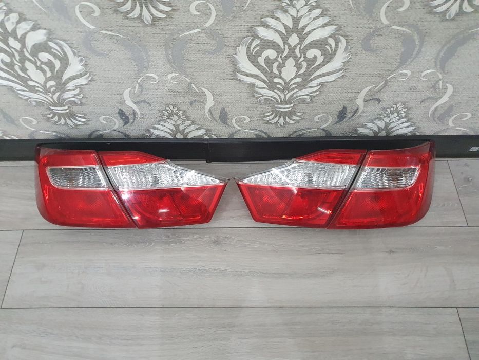 Задний фонари тойота 50 оригинал