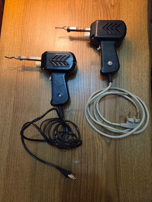 2 pistoale de lipit Radio Progres