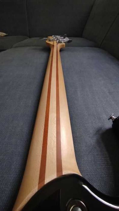 chitara bass Yamaha BB435