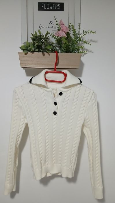 Compleu 2 piese costum tricot nou marimea S Alb. Trendyol.