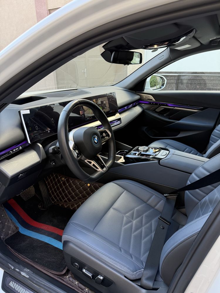Bmw i5 M sport 35L