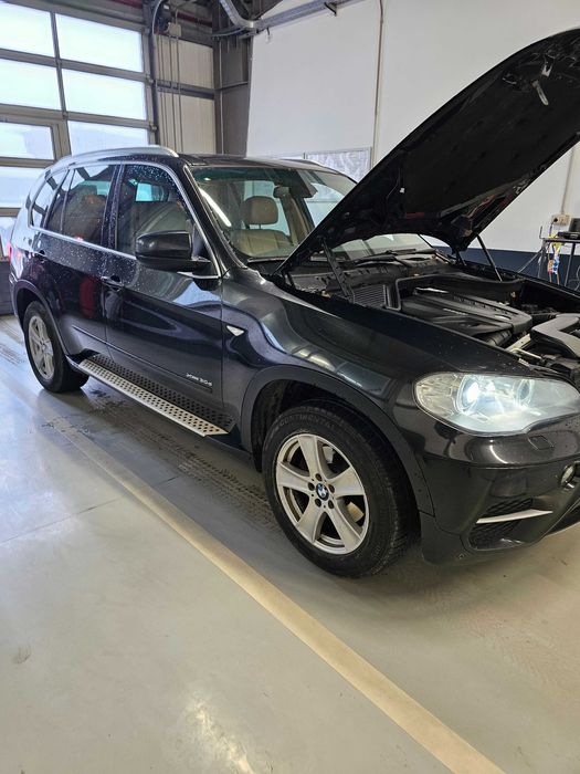 2010 facelift BMW X5 e70