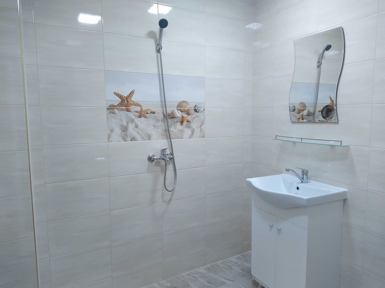 Продава се Тристаен апартамент в Силистра, Митница - 79 кв.м за 697 €/кв.м - Снимка #2