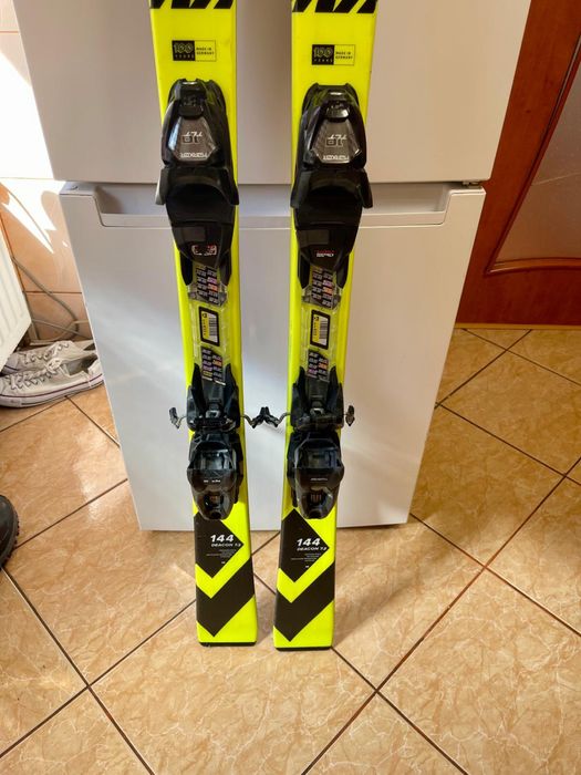 Schiuri volkal 144 cm  skiuri