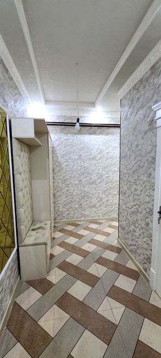Rudakiy  kucha yangi  uy  ikkinchi  qavat hamma sharoiti bor