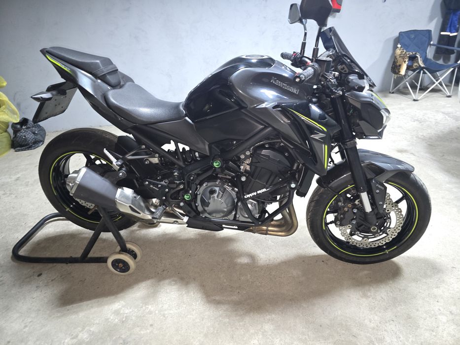 Продам мотоцикл kawasaki Z900