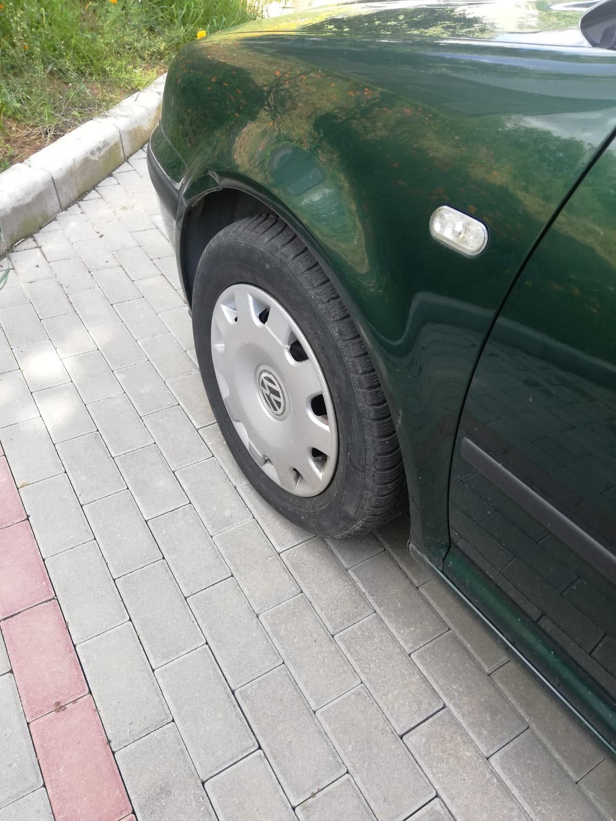 Vând wb.bora 1,6 benzină Euro 4 Cutie automată .163659km