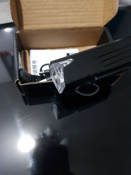 Far Bicicletă cu acumulator