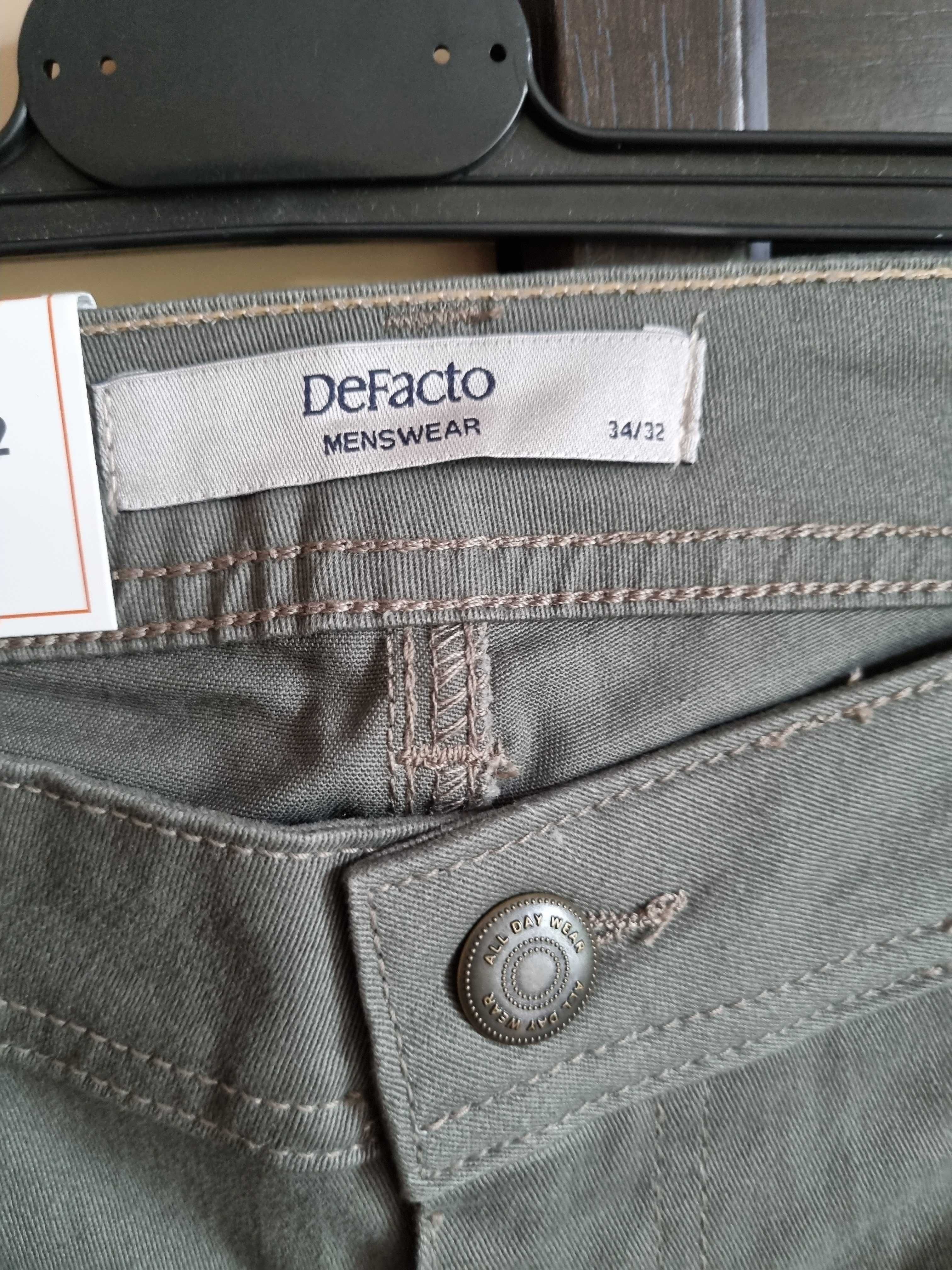 Pantaloni slim fit Defacto [34/32]