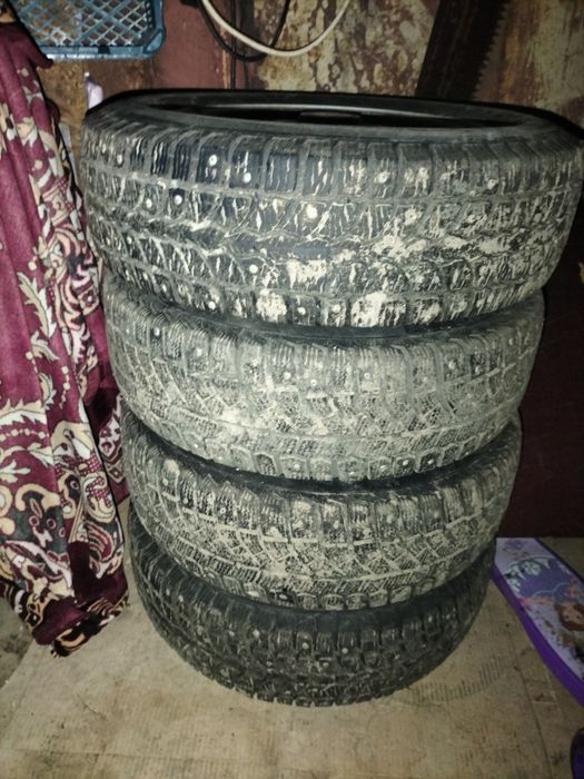 Зимние шины состоянии хороший