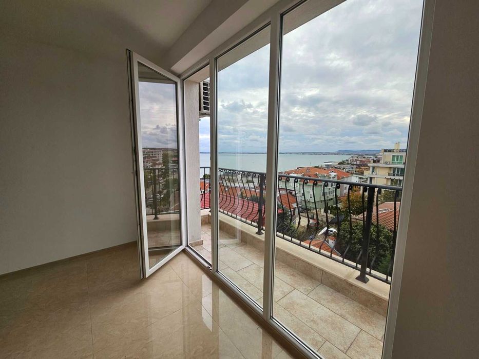 Продава се Двустаен апартамент в Свети Влас - 142 кв.м за 2013 €/кв.м - Снимка #7