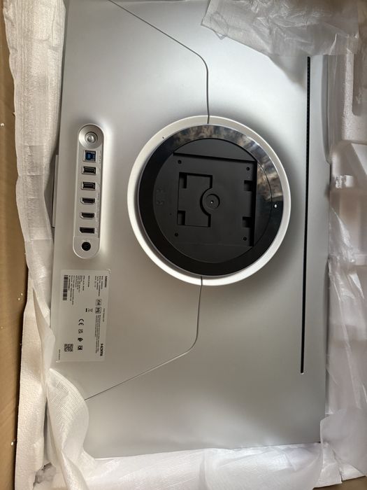 Monitor Samsung G8 Defect