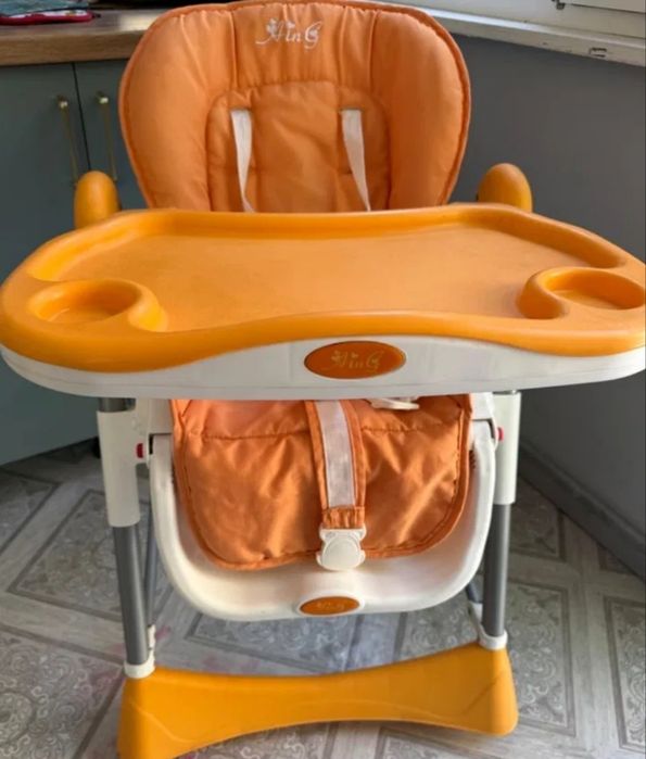 Детский стул для кормления