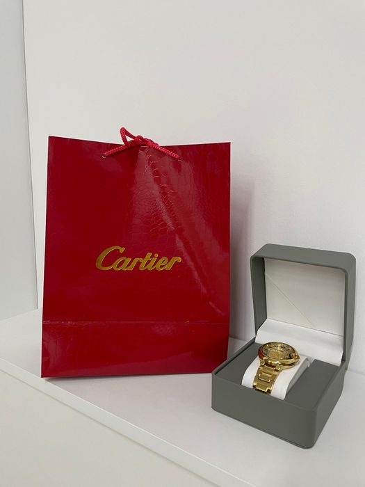 Часы Cartier в роскошном золотистом цвете (недорого)