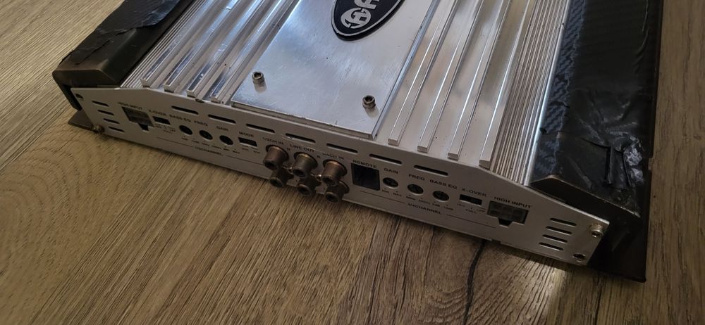 Продавам усилватели" ALPIN 2400 WATT", "Renegade 550 Wtt"