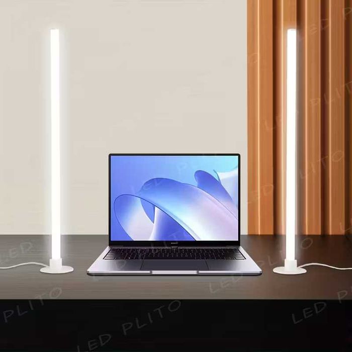 LED Лампа 40см – 3 Цвята Светлина и Дистанционно