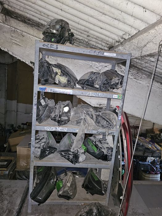 Vand bari fata spate faruri grile