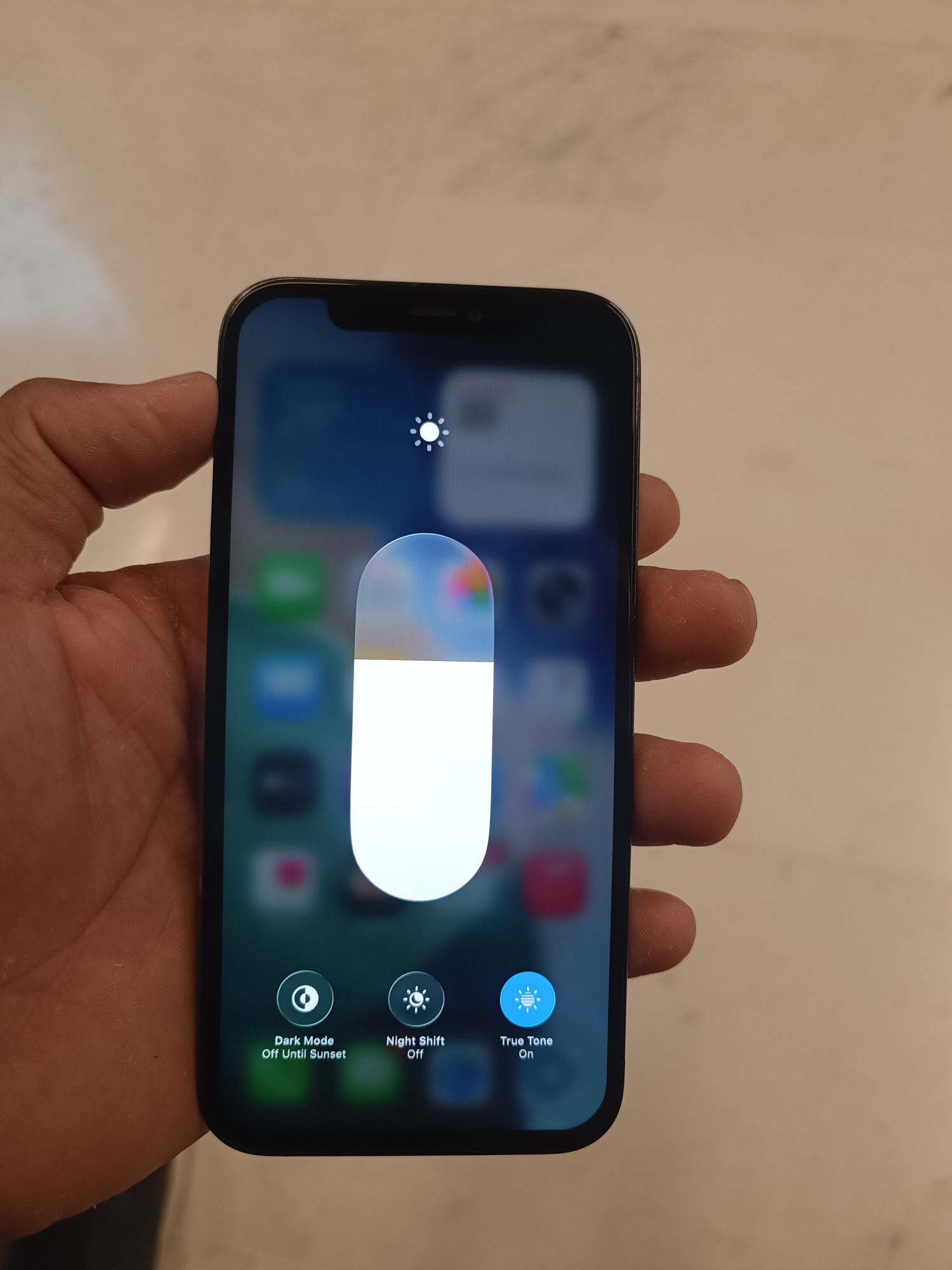 iPhone 12 pro kelishamz