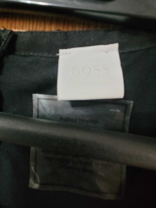 Rochie HUGO BOSS neagra din dantela, midi, marimea S, foarte eleganta