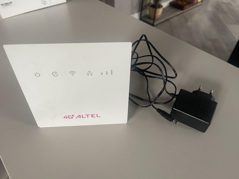 Роутер 4G б/у