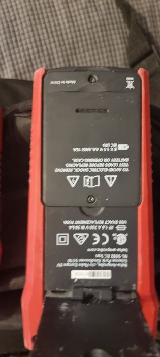 Detector metale, tensiune AT-6010 EUR BEHA-AMPROBE fara contact
AT-601