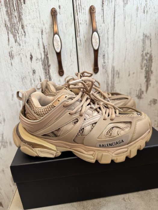 Balenciaga Track