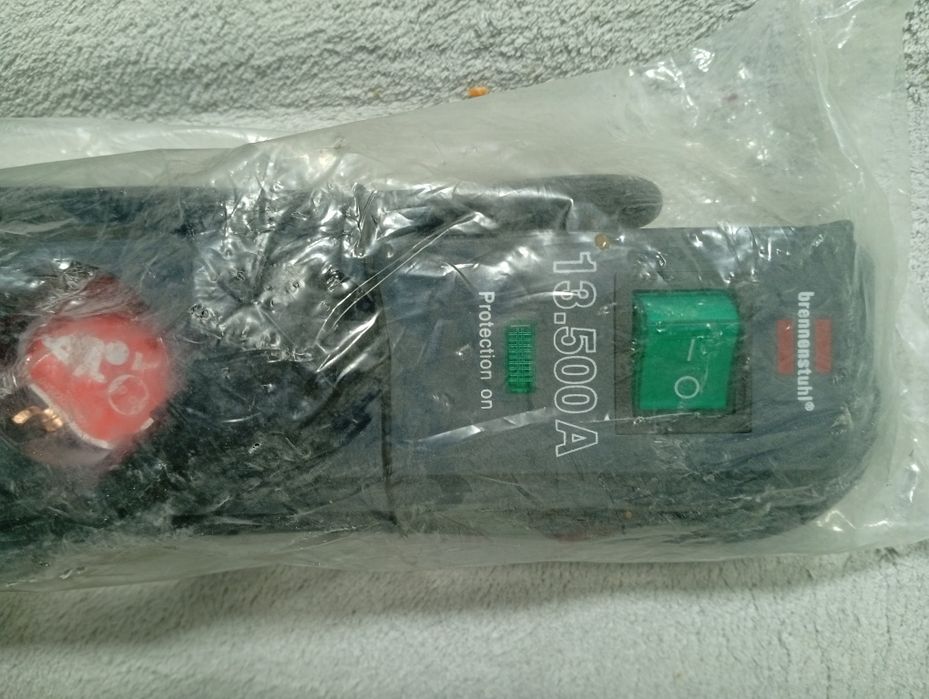 Prelungitor Eco-Line cu 6 prize și protecție la supratensiune (prelung