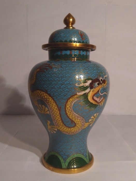 Vas Asiatic Cloisonné cu Dragoni - Piesa rara deosebita