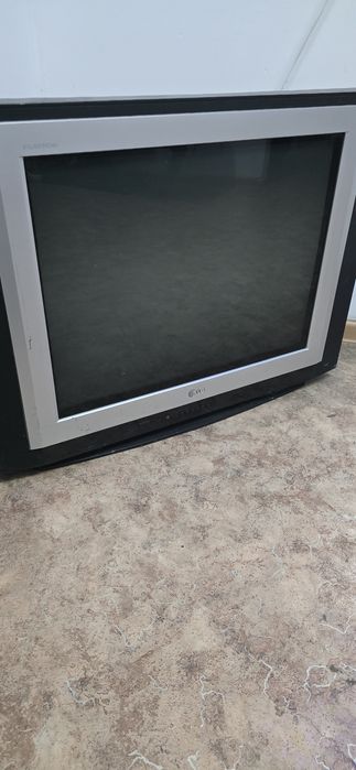 Продам телевизор
